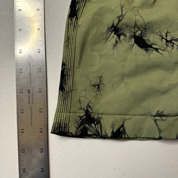 NWOT Seamless Green Tie-Dye Exercise Workout Shorts Size Large Women's - Picture 6 of 7